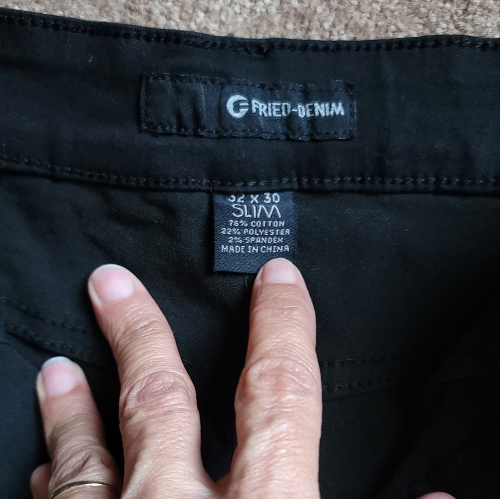 NWOT Black Fried Denim jeans 32x30